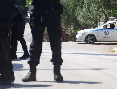Πρέβεζα: Πληθωρική χορεύτρια συνελήφθη επειδή δάγκωσε αστυνομικό